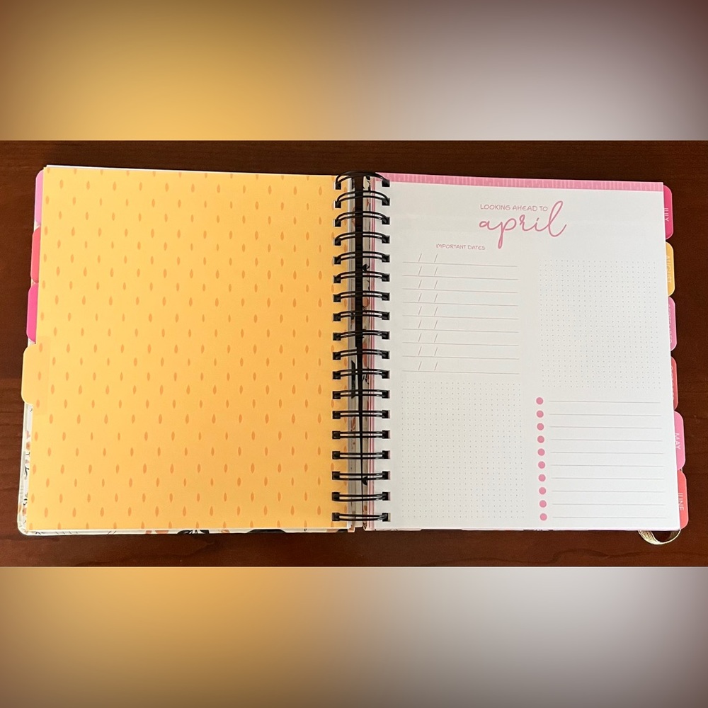 2026 Weekly Planner Spiral Bound in Hardcover Cat Design, 12 Month Planner NWT - Picture 6 of 10